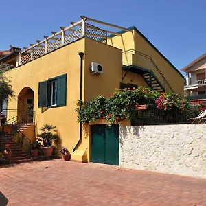 Stella Marina Couette-café